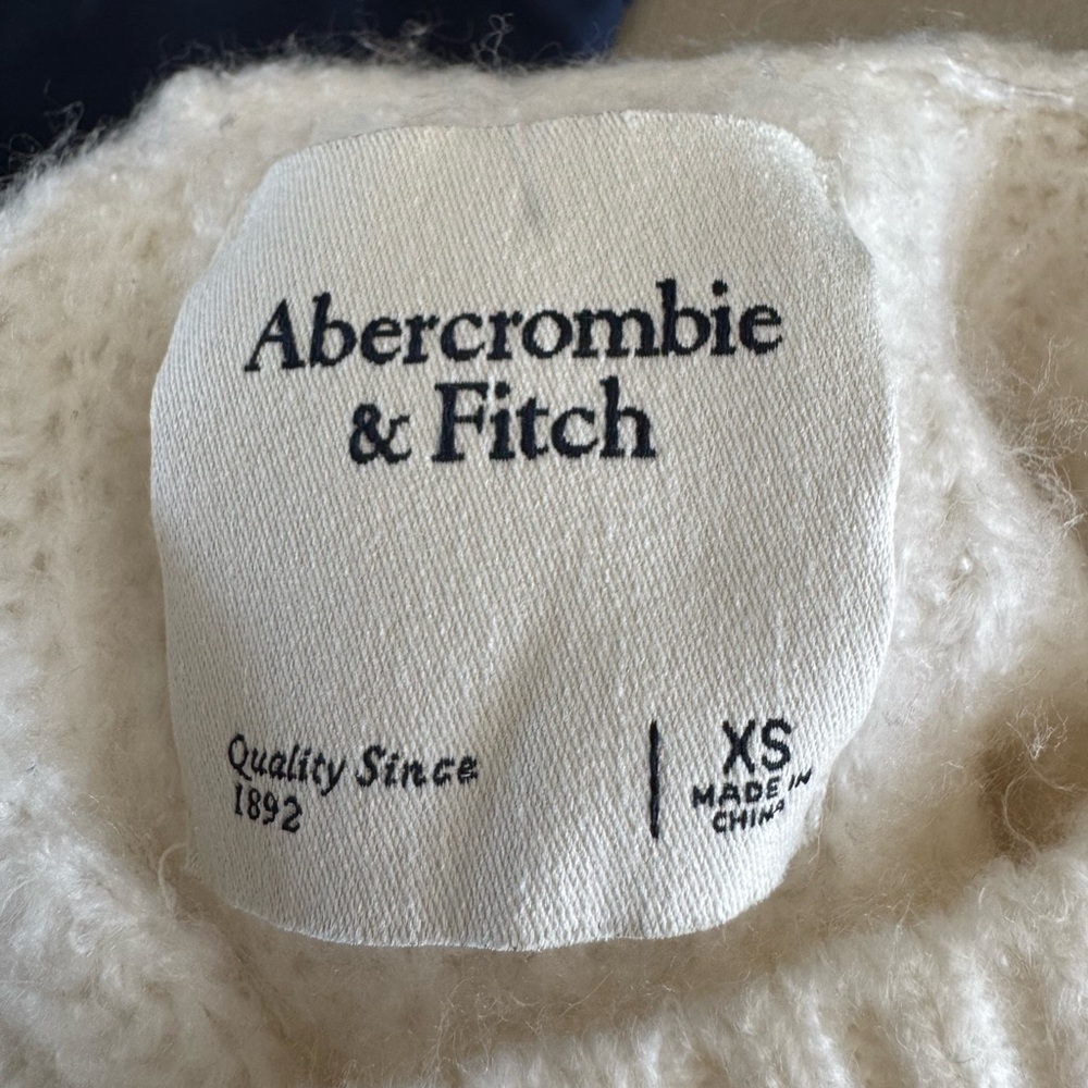 Abercrombie & Fitch Soft White Knit
